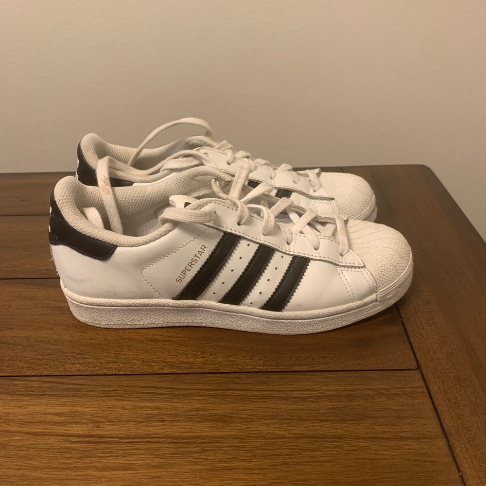 Adidas classic super stars black and white